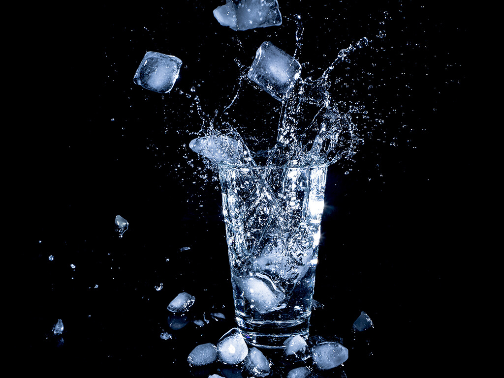Pic Description： Glass of Water