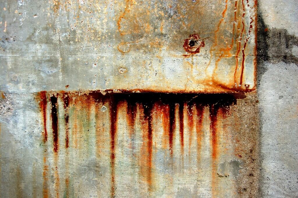 PIC: corrosion